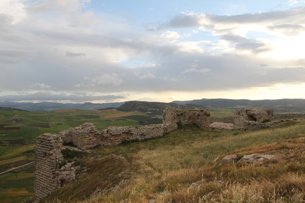 Schöne Aussichten von der Burg von Teba